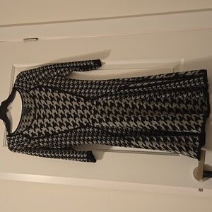 Midi wool houndstooth pattern dress